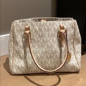 Michael Kors MK Bag